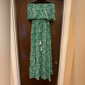 Pink Lily Dress with slit in front - Size S - tag is coming loose - 50” in L